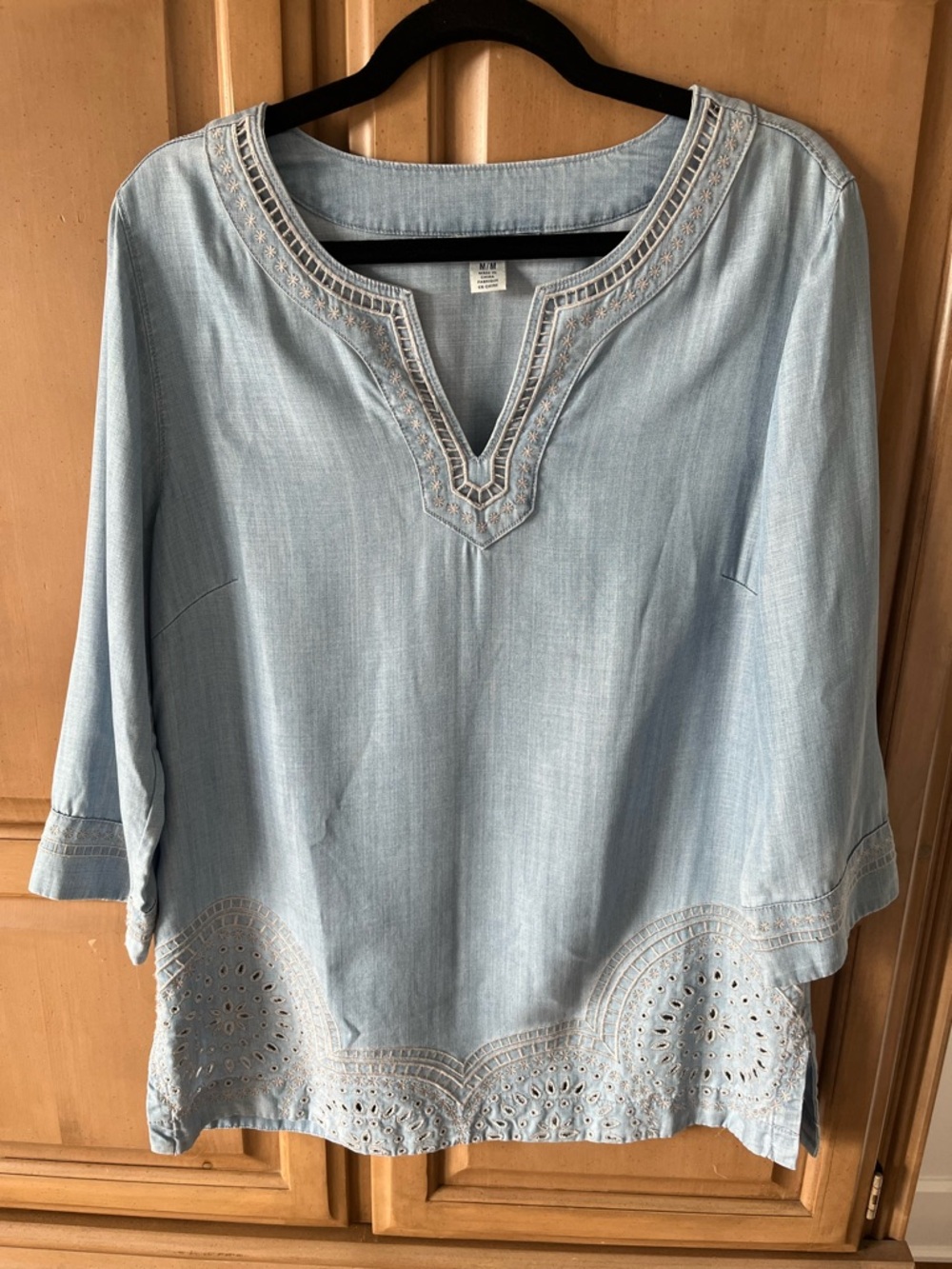 Tommy Bahama Light Blue Tunic with Embroidery